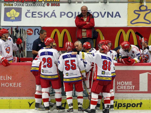 Válečná porada před závěrečnou snahou o vyrovnání