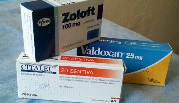 Češi stále více zneužívají léky proti depresi