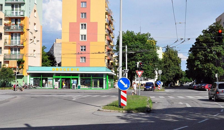 Křižovatka Lidická - L. M. Pařízka