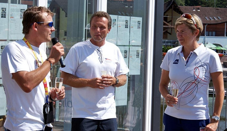 Starosta Lipna nad Vltavou Zdeněk Zídek (uprostřed) společně s Martinem Doktorem a Kateřinou Neumannovou