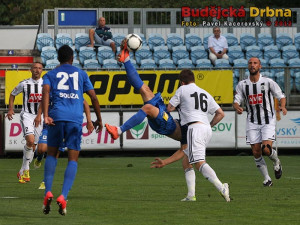 Krásné nůžky Josefa Šurala poslaly Liberec do vedení