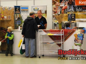 Oblasti Čech a Moravy představovaly výrobky a turistické atrakce svého kraje