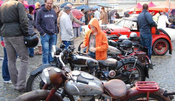 Každý dopravní prostředek si našel svého obdivovatele