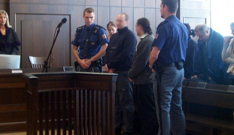 Obžalovaní si vyslechli rozsudek