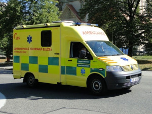 Řidička nedala přednost cyklistovi a zranila jej