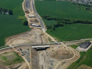 Práce na D3 mezi Táborem a Veselím nad Lužnicí (2)