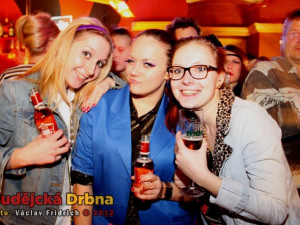 Jarní Retroparty v Café Klubu Slavie