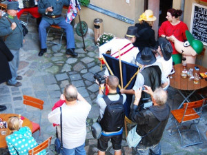 I na nádvoří jedné z nejstarší části budějckého opevnění se střílelo