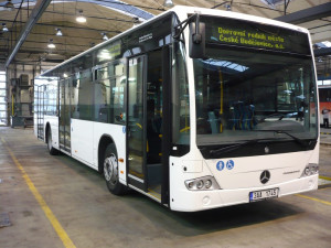 Budějčáci si můžou vyzkoušet nový nízkopodlažní autobus