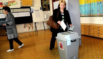 Krajské a senátní volby 2012 jsou tady. Co byste měli vědět?