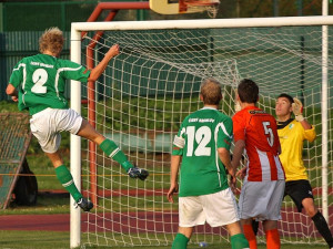 Osamocený Jakub Wagner hlavičkoval v 56. minutě nad horní tyčku