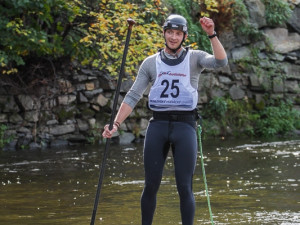 Šťastný Tomáš Vaněček po projetí cílem