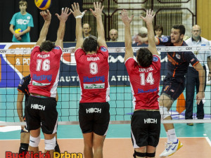 Domácí trojblok ve složení Pláteník, Sukuba a Zapletal