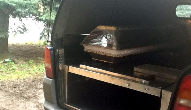 Takto skončila manželská hádka v jednom z budějckých bytů