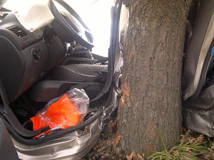 Tragická nehoda Volkswagenu Golf u Plané