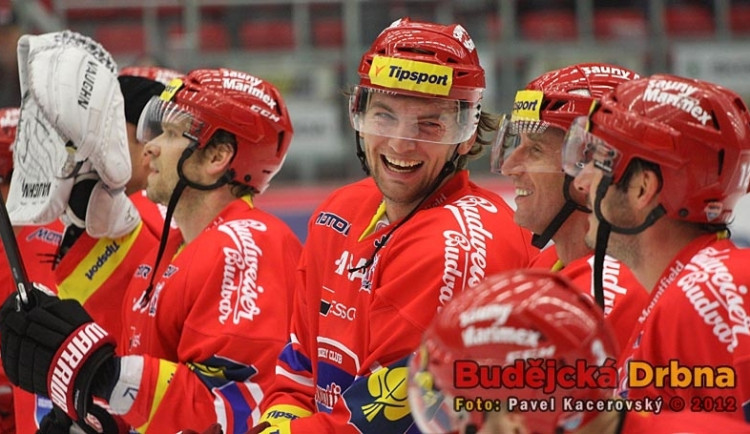 Václav Prospal (druhý zprava) vsítil do kladenské branky dva góly