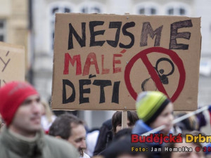 Jedna z mnoha cedulí