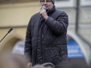 Slova se ujal také senátor Jiří Šesták