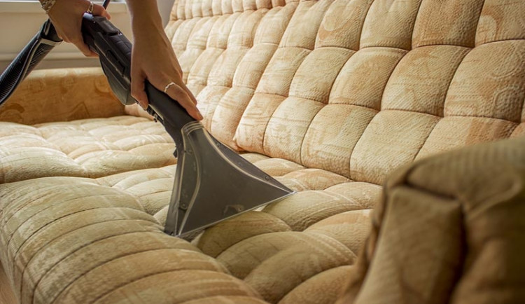 Čištění sedačky