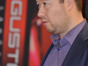 Autogramiáda Tomia Okamury v budějckém IGY Centru