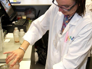 Provozní manažer Bubbleology na Lannovce Jaroslav Bartoušek při práci