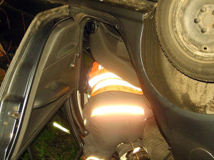 Škoda Fabia skončila u Šalmanovic na střeše