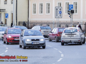 Křižovatka na Senovážném náměstí