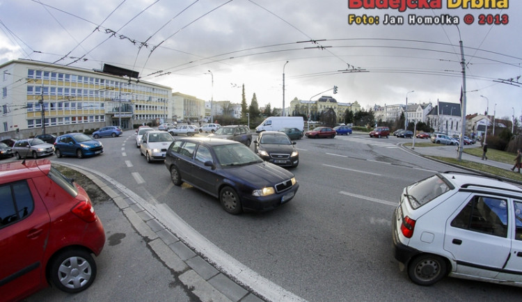 Křižovatka na Senovážném náměstí