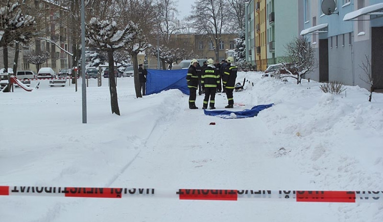 Místo tragické události v Českých Velenicích