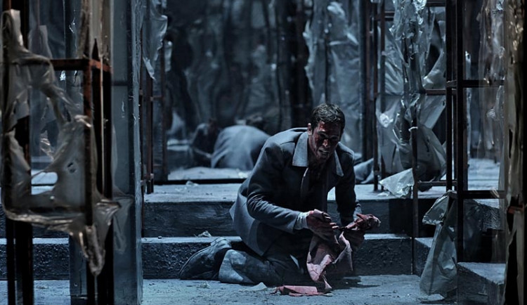 Jan Hušek v roli Oidipa