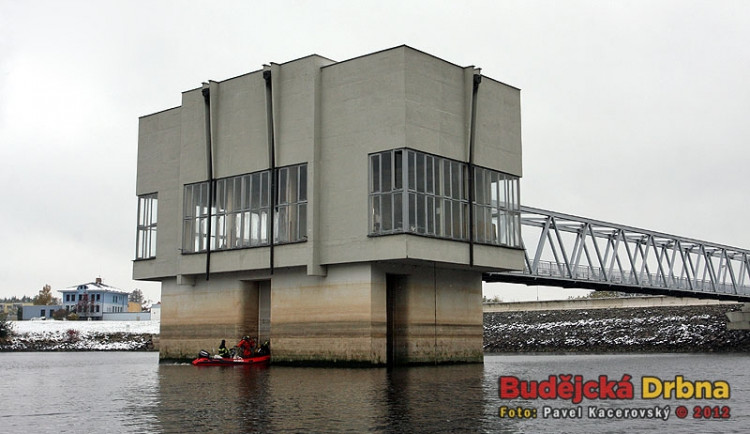 Hráz římovské nádrže