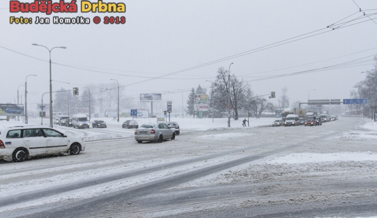 Křižovatka u Výstaviště při sněhové kalamitě