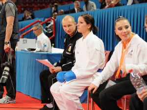 Lucie Veithová vedle kouče Miroslava Hýska, MS Paříž 2012
