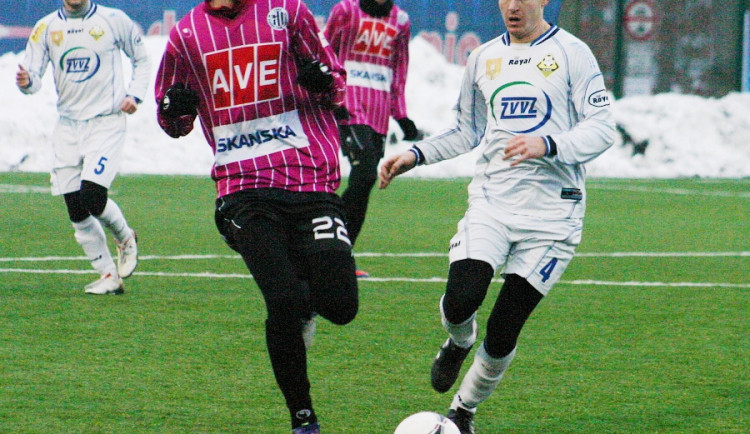 Kapitán a hrdina Milevska Ondřej Kosobud v nedělním finále s českobudějovickým Davidem Kocarem