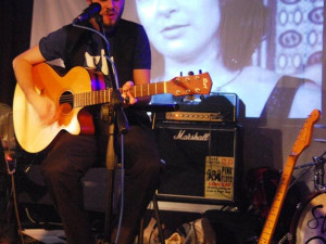 Strong Coffee v Café Klubu Slavie