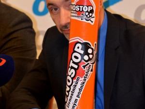 Sprej Živnostop, inspirovaný výroky ČSSD