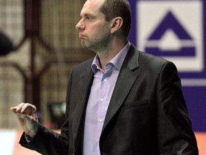 Hrajte podle dirigenta Svobody, pánové!