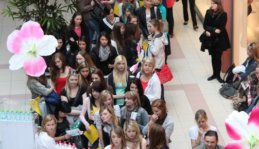 Loňský Schwarzkopf Elite Model Look v budějckém IGY Centru