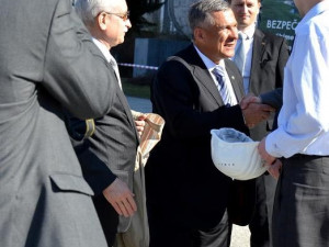 Prezident Minnichanov se loučí se zaměstnanci Jaderné elektrárny Temelín