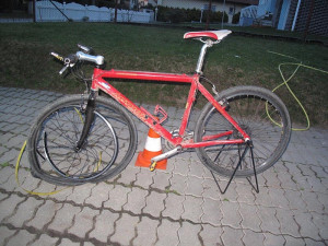 Jízdní kolo zraněného cyklisty