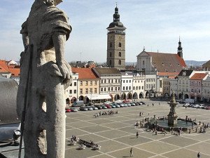 Pohled ze střechy budějcké radnice