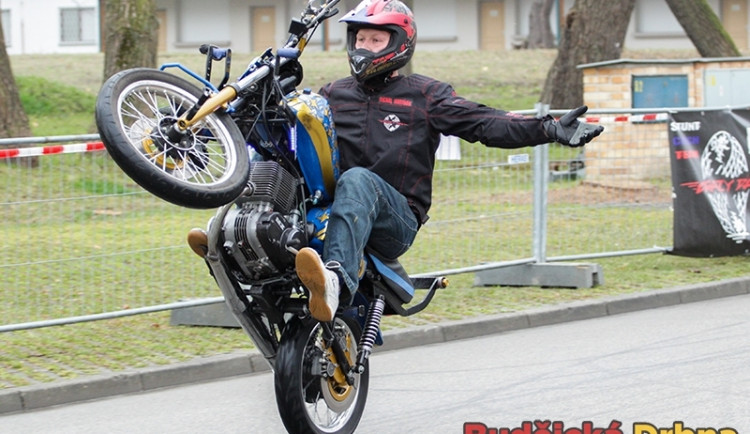 Loňský jubilejní 20. Mobil salon