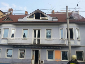 Požár bývalého kabaretu v Průmyslové ulici