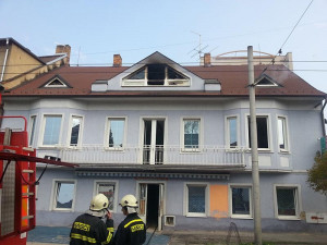 Požár bývalého kabaretu v Průmyslové ulici