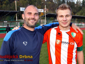 Libor Matoušek (vpravo) s kamarádem Janem Pintérem, hráčem FK Slavoj Český Krumlov