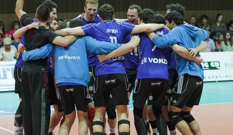 Volejbalový klub Ostava se raduje z druhé výhry proti Jihostroji