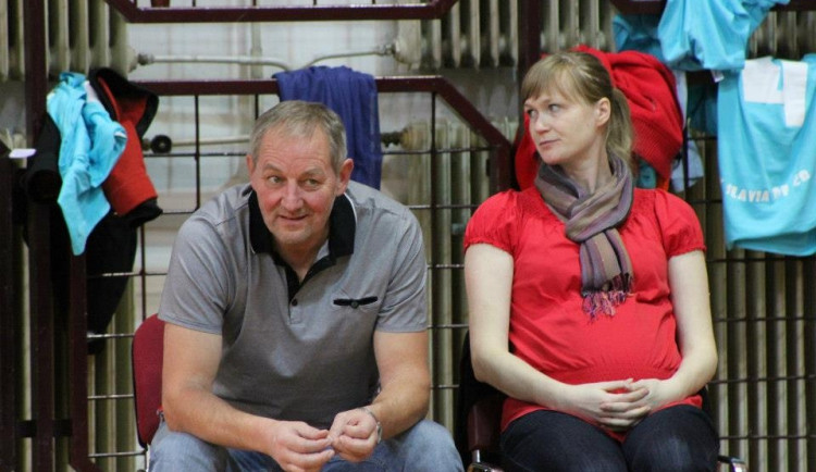 Trenér mladých volejbalistek VK Madeta Josef Lundák