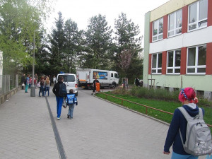 Roadshow České národní banky na budějcké Základní škole Oskara Nedbala