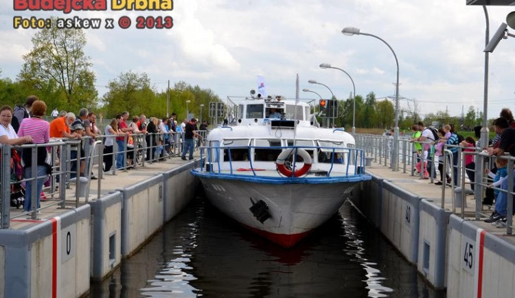 Vltava Open 2013: Rum pro námořníky i nová plavební komora
