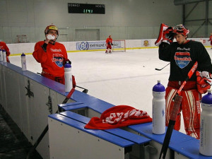 Letní příprava HC Mountfield v Hokejovém centru Pouzar